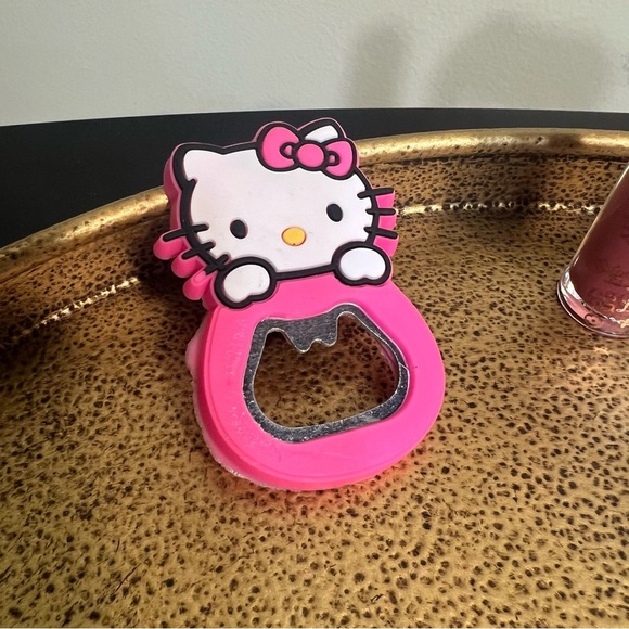 Hello Kitty Stationery and Accessories Bundle - Picture 5 of 8